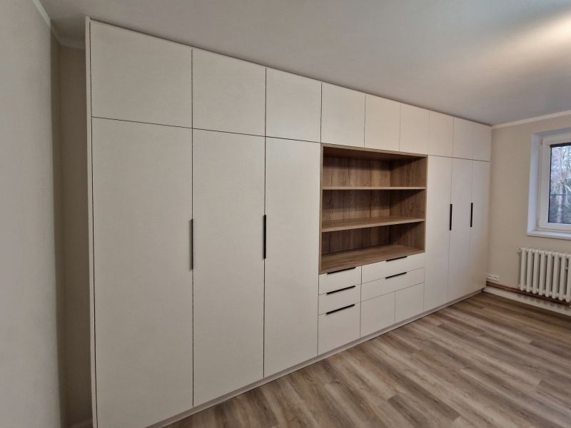 Built-in Cabinets